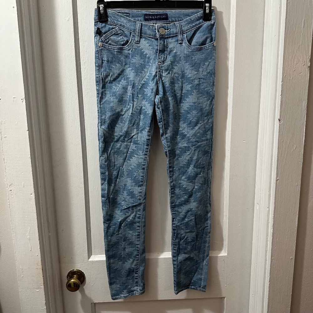 Rock & Republic Aztec Pattern Skinny Jeans in 4